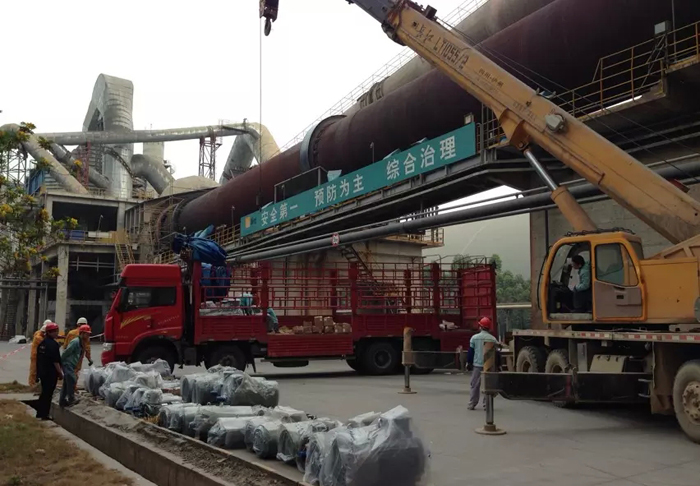 2025年12月15日封開(kai)基地2線節能(neng)電機到貨