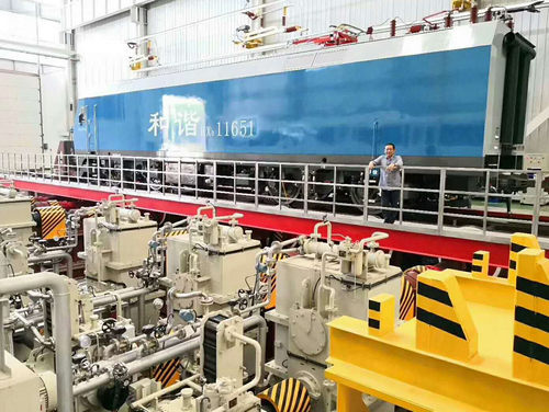 泉(quán)州金优电子制造(zao)有限责任公司(4G网(wǎng)站)将緊跟中車步(bu)伐更創佳績